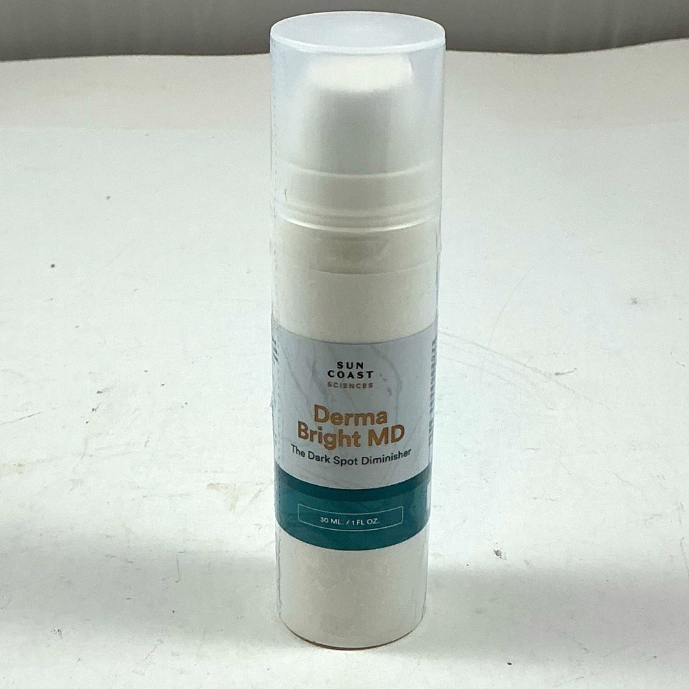 Sun Coast Sciences Derma Bright MD Dark Spot Diminisher 30ml / 1 oz Expires 5/27